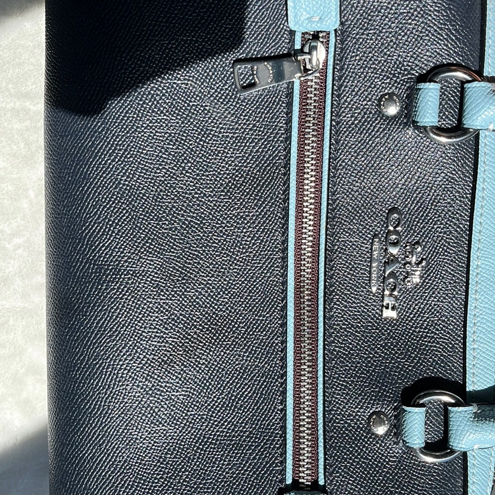 coach blue and white shoulder bag